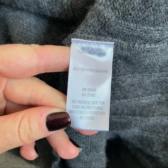 Theory 'Lanola' Gray Cashmere Turtleneck Sweater Size XS - Picture 10 of 12